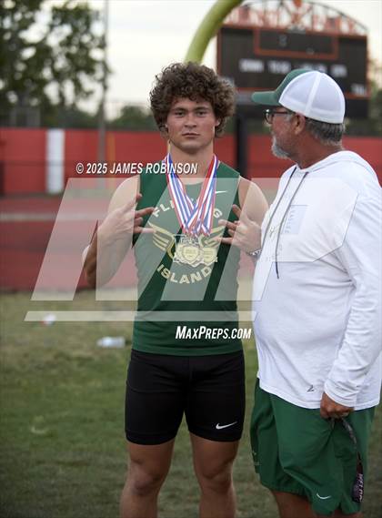 Thumbnail 2 in FHSAA 3A District 3 (Awards) photogallery.