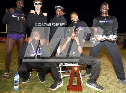 Thumbnail 3 in FHSAA 3A District 3 (Awards) photogallery.