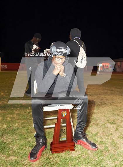 Thumbnail 2 in FHSAA 3A District 3 (Awards) photogallery.