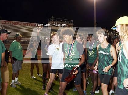 Thumbnail 2 in FHSAA 3A District 3 (Awards) photogallery.