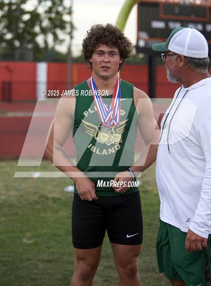 Thumbnail 2 in FHSAA 3A District 3 (Awards) photogallery.