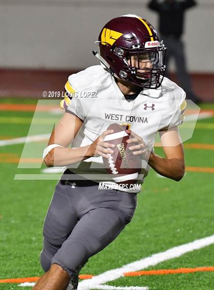 Thumbnail 2 in Glendora vs. West Covina photogallery.