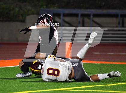 Thumbnail 2 in Glendora vs. West Covina photogallery.