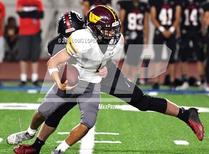Thumbnail 1 in Glendora vs. West Covina photogallery.
