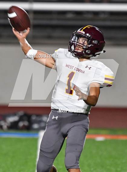 Thumbnail 2 in Glendora vs. West Covina photogallery.