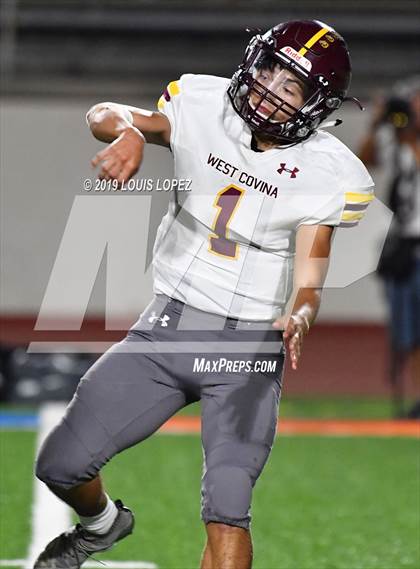 Thumbnail 3 in Glendora vs. West Covina photogallery.