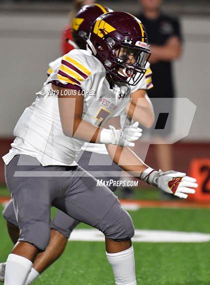 Thumbnail 3 in Glendora vs. West Covina photogallery.