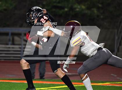 Thumbnail 3 in Glendora vs. West Covina photogallery.