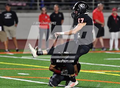 Thumbnail 2 in Glendora vs. West Covina photogallery.