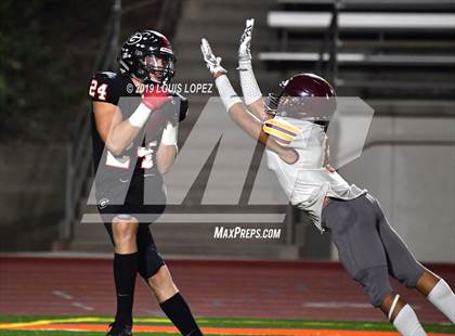 Thumbnail 3 in Glendora vs. West Covina photogallery.
