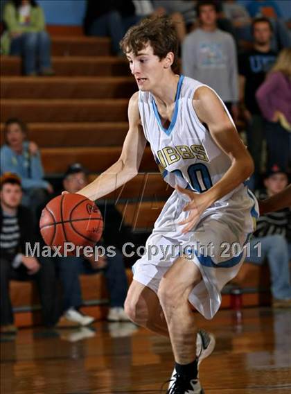 Thumbnail 3 in Gibbs vs South Doyle (Kroger Thanksgiving Classic) photogallery.