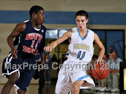 Thumbnail 2 in Gibbs vs South Doyle (Kroger Thanksgiving Classic) photogallery.