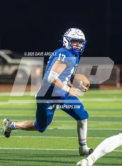 Thumbnail 3 in Duchesne vs. Beaver (UHSAA 1A Semifinal) photogallery.