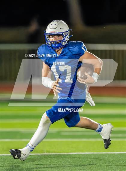 Thumbnail 3 in Duchesne vs. Beaver (UHSAA 1A Semifinal) photogallery.