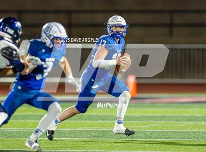Thumbnail 1 in Duchesne vs. Beaver (UHSAA 1A Semifinal) photogallery.
