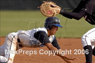 Thumbnail 2 in Sierra Vista @ Azusa photogallery.