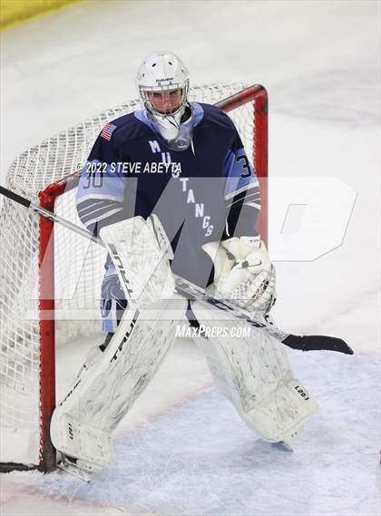 Thumbnail 3 in Denver East vs Ralston Valley (CHSAA 5A Semifinal Game) photogallery.