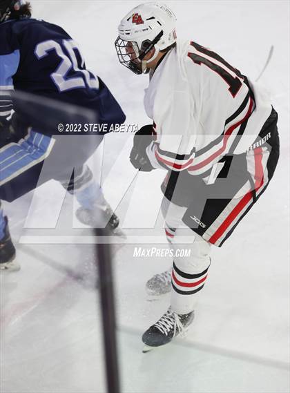 Thumbnail 1 in Denver East vs Ralston Valley (CHSAA 5A Semifinal Game) photogallery.