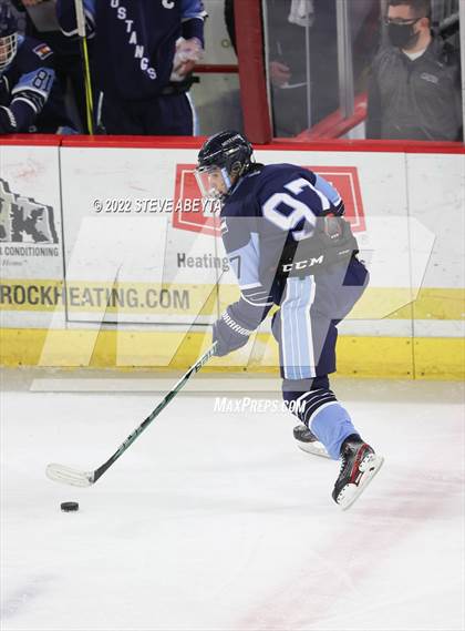Thumbnail 3 in Denver East vs Ralston Valley (CHSAA 5A Semifinal Game) photogallery.