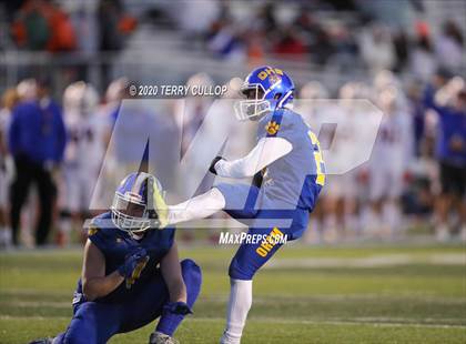 Thumbnail 3 in Timpview vs. Orem (UHSAA 5A Final) photogallery.