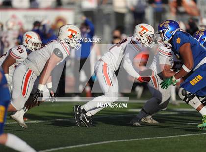 Thumbnail 3 in Timpview vs. Orem (UHSAA 5A Final) photogallery.