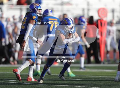 Thumbnail 1 in Timpview vs. Orem (UHSAA 5A Final) photogallery.