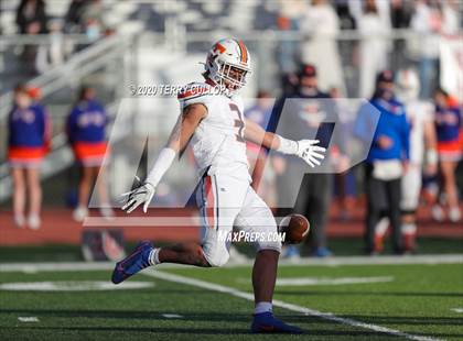 Thumbnail 2 in Timpview vs. Orem (UHSAA 5A Final) photogallery.