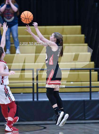 Thumbnail 1 in Marmaduke vs. Murfreesboro (AAA 2A State Playoff First Round) photogallery.
