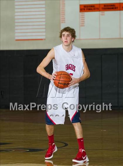 Thumbnail 2 in Atascocita vs. Crosby (McDonald's Texas Invitational) photogallery.