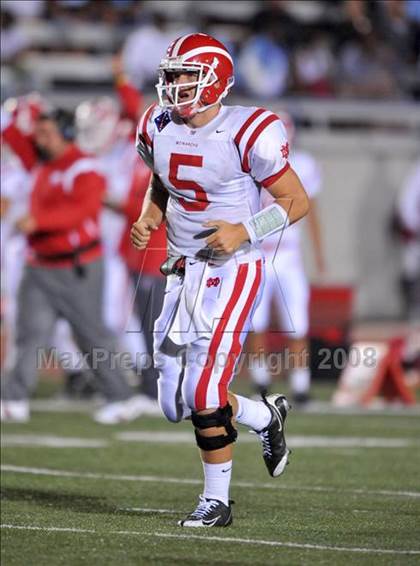 Thumbnail 2 in Carson vs. Mater Dei photogallery.