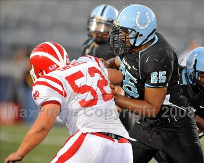 Thumbnail 3 in Carson vs. Mater Dei photogallery.