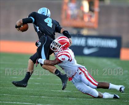 Thumbnail 1 in Carson vs. Mater Dei photogallery.