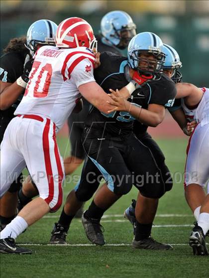 Thumbnail 1 in Carson vs. Mater Dei photogallery.