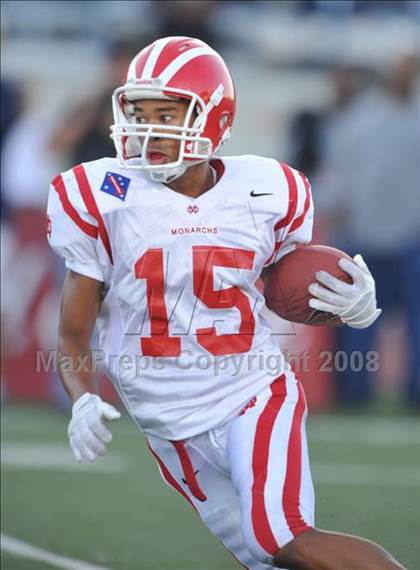 Thumbnail 2 in Carson vs. Mater Dei photogallery.