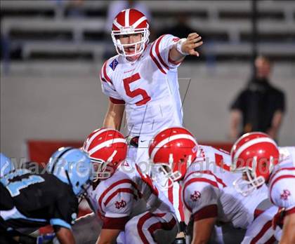 Thumbnail 1 in Carson vs. Mater Dei photogallery.