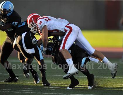 Thumbnail 3 in Carson vs. Mater Dei photogallery.