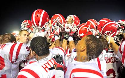 Thumbnail 2 in Carson vs. Mater Dei photogallery.
