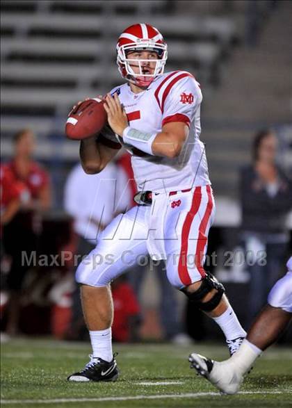 Thumbnail 2 in Carson vs. Mater Dei photogallery.