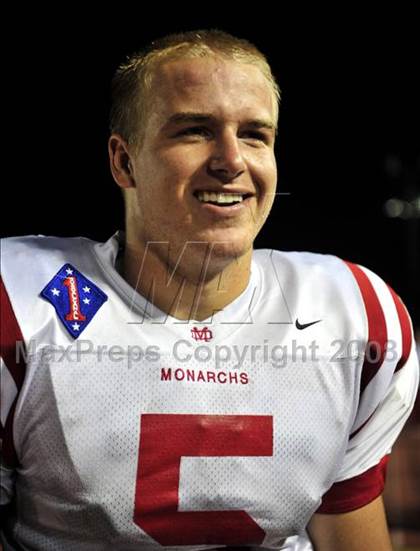 Thumbnail 1 in Carson vs. Mater Dei photogallery.