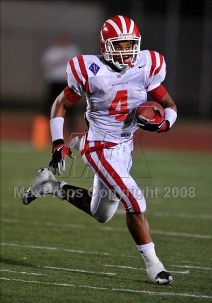 Thumbnail 3 in Carson vs. Mater Dei photogallery.