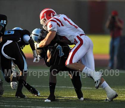 Thumbnail 2 in Carson vs. Mater Dei photogallery.