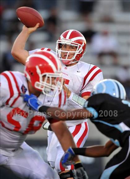 Thumbnail 1 in Carson vs. Mater Dei photogallery.