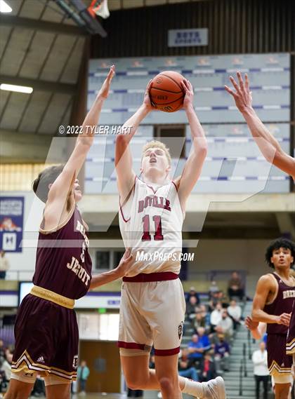 Thumbnail 1 in Brebeuf Jesuit Preparatory vs. Danville (IHSAA 3A Regional Semi-Final) photogallery.