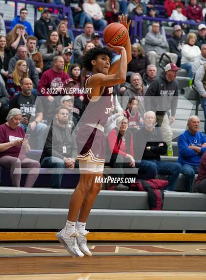 Thumbnail 1 in Brebeuf Jesuit Preparatory vs. Danville (IHSAA 3A Regional Semi-Final) photogallery.