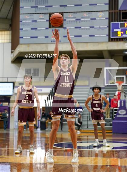 Thumbnail 3 in Brebeuf Jesuit Preparatory vs. Danville (IHSAA 3A Regional Semi-Final) photogallery.