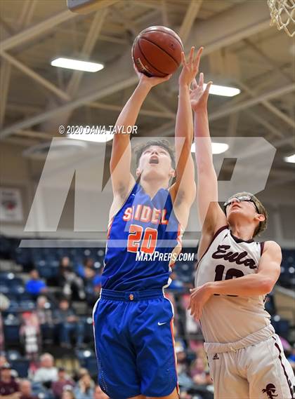 Thumbnail 3 in Slidell vs. Eula (UIL 1A Regional Semifinal) photogallery.