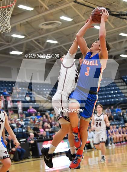 Thumbnail 3 in Slidell vs. Eula (UIL 1A Regional Semifinal) photogallery.