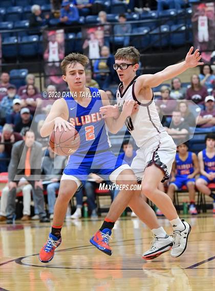 Thumbnail 1 in Slidell vs. Eula (UIL 1A Regional Semifinal) photogallery.