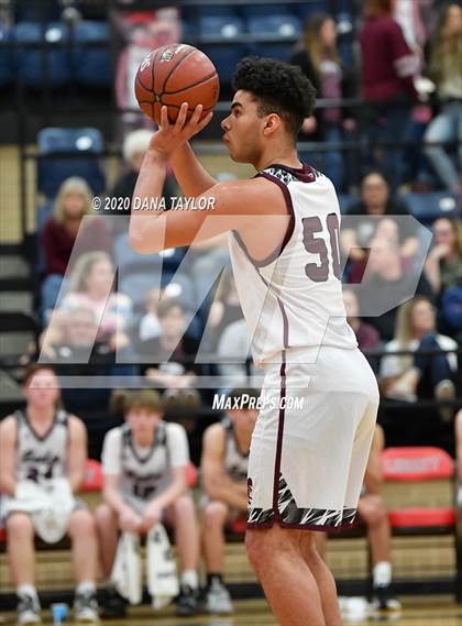 Thumbnail 2 in Slidell vs. Eula (UIL 1A Regional Semifinal) photogallery.