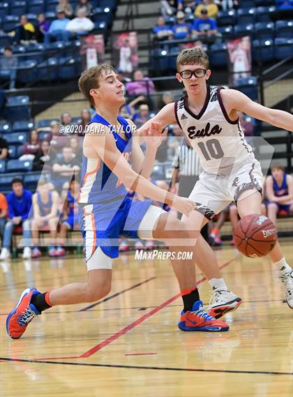 Thumbnail 1 in Slidell vs. Eula (UIL 1A Regional Semifinal) photogallery.